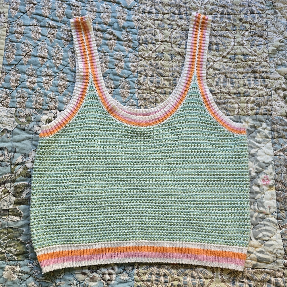 Hem & Thread Wool Blend Crochet Sweater Tank Top Women's Size Medium
